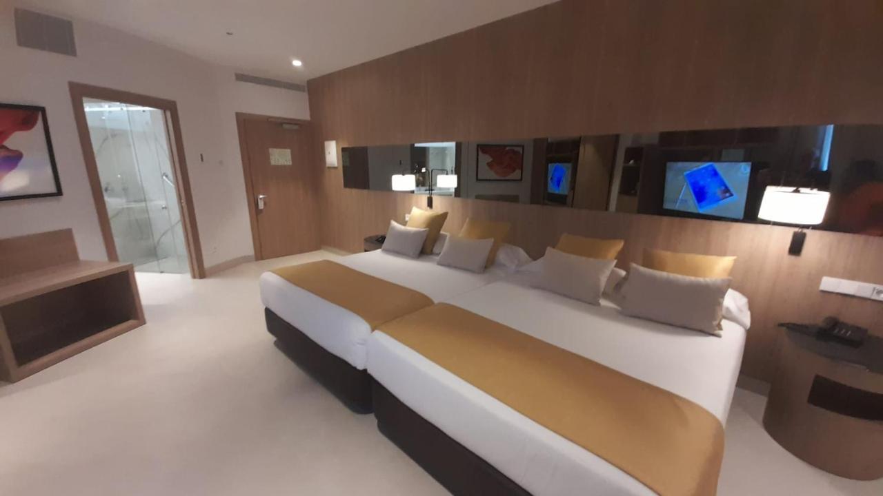 Hotel Gold Arcos 4 Sup - Built In May 2022 Benidorm Bagian luar foto